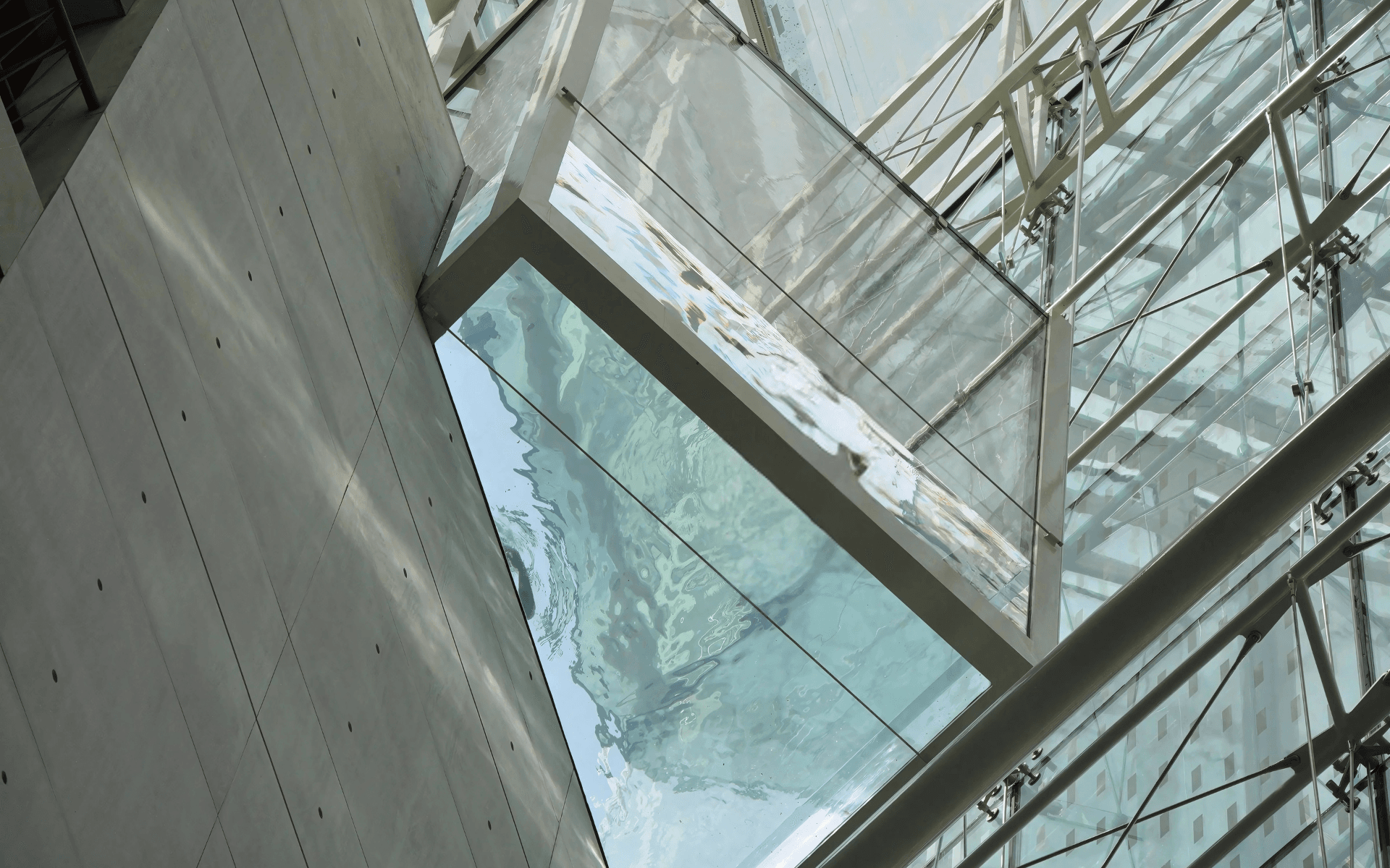 Glazed Atrium Hover